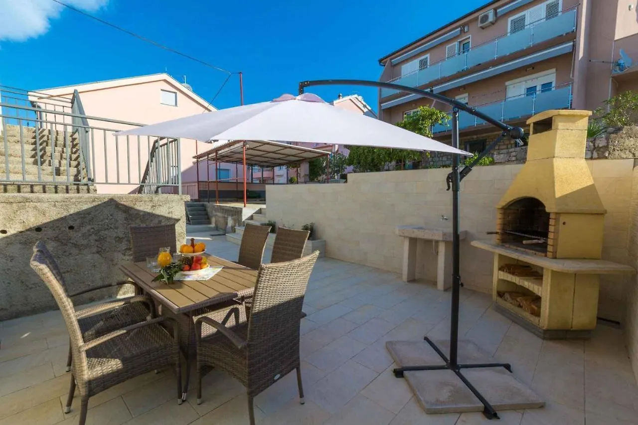 Apartment In Crikvenica 5538